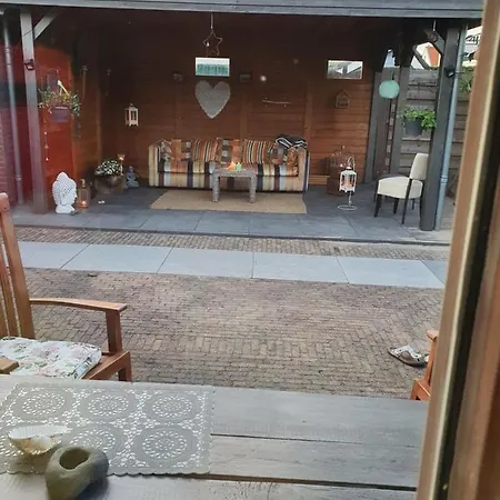 B&B In De Tuin טיל